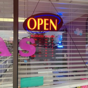 Ice Cream Las Mariposas - Ice Cream & Frozen Yogurt Near Me - Aurora, Colorado Ice Cream Las Mariposas - Ice Cream & Frozen Yogurt Near Me - Aurora, Colorado