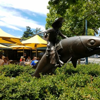 Hillstone - Cowboy on a fish outside the restaurant - New American Near Me - San Francisco, California Hillstone - Cowboy on a fish outside the restaurant - New American Near Me - San Francisco, California