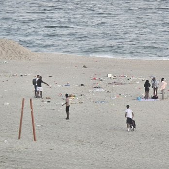 Allegria Hotel - View from my room w/ garbage on the beach...I was charged an upgrade fee for this too! - Hotels Near Me - Long Beach, New York Allegria Hotel - View from my room w/ garbage on the beach...I was charged an upgrade fee for this too! - Hotels Near Me - Long Beach, New York