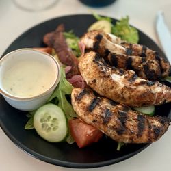 Keeper's Bistro - Grilled chicken salad