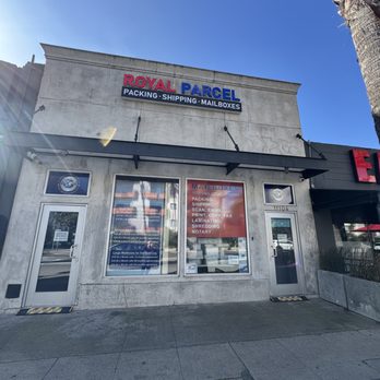 Royal Parcel - Front entrance - Mailbox Centers Near Me - North Hollywood, California Royal Parcel - Front entrance - Mailbox Centers Near Me - North Hollywood, California