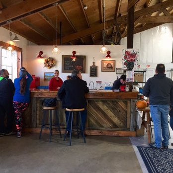 Salt Creek Cider House - Tasting room - Cideries Near Me - Dallas, Oregon Salt Creek Cider House - Tasting room - Cideries Near Me - Dallas, Oregon