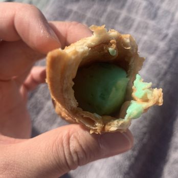 Bova's Bakery - partially filled cannoli :/ - Bakeries Near Me - Boston, Massachusetts Bova's Bakery - partially filled cannoli :/ - Bakeries Near Me - Boston, Massachusetts