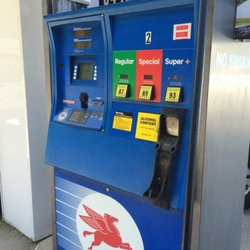 Davenport's Service Station