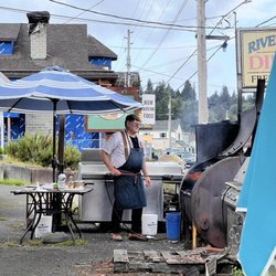 River View Dining - Chef Grilling to order