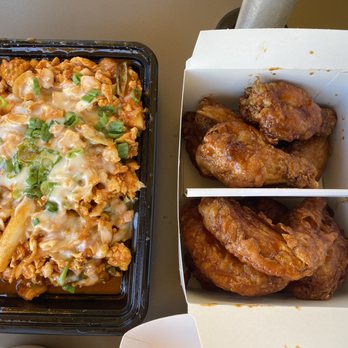 Bonchon Natomas - Left: Bull Dak ; Right: Half-Half Wings - Korean Near Me - Sacramento, California Bonchon Natomas - Left: Bull Dak ; Right: Half-Half Wings - Korean Near Me - Sacramento, California