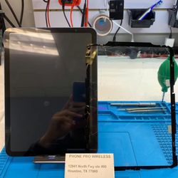 Phone pro wireless  - IPad repair before and after