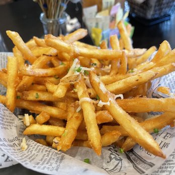 Saddle River Cafe - Crispy truffle fries! - Cafes Near Me - Saddle River, New Jersey Saddle River Cafe - Crispy truffle fries! - Cafes Near Me - Saddle River, New Jersey