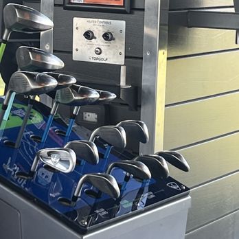Topgolf - New American Near Me - Oxon Hill, Maryland