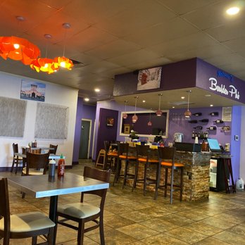 Boulder Pho - Bar and dining area - Vietnamese Near Me - Boulder, Colorado