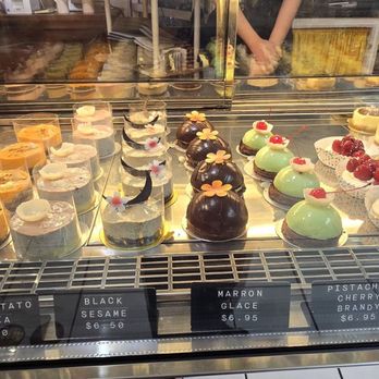 Tiny Pyramid - Bakery desserts - Cafes Near Me - Honolulu, Hawaii
