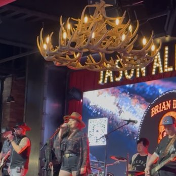 Jason Aldean’s Kitchen + Bar - Bars Near Me - Las Vegas, Nevada
