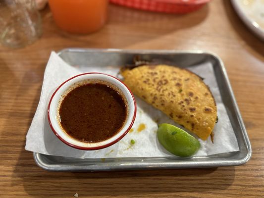 Tacos El Patrón & Bar by null