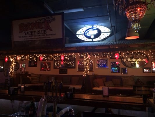 Dixie Roadhouse by null