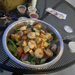 SolBurgers - Shrimp salad