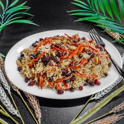 Darbar Halal Restaurant - Afghani Kabuli Palaw, With Lamp meat and raisin and carrots and almonds .