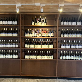 Stonington Vineyards Inc - Wineries Near Me - Stonington, Connecticut