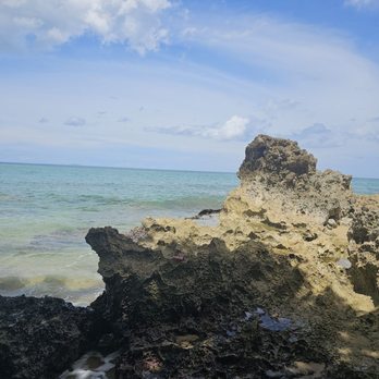 Casa Herdz - Vacation Rentals Near Me - Aguadilla, Puerto Rico