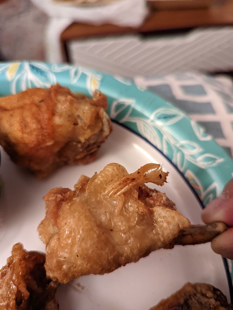 IT’S JUST WINGS 400 Greengate Centre Cir, Greensburg, Pennsylvania