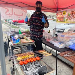 Omg Kabob - Yaser making the most delicious kabobs