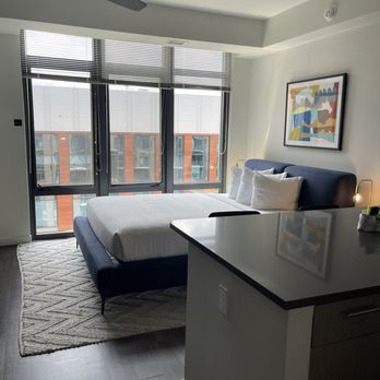 Placemakr Marymount Ballston - Hotels Near Me - Arlington, Virginia