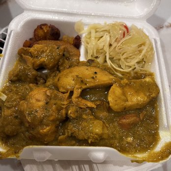 Jamaica Spice Paradise - Curried chicken with a side of plantain and cabbage - Caribbean Near Me - Springfield, Massachusetts Jamaica Spice Paradise - Curried chicken with a side of plantain and cabbage - Caribbean Near Me - Springfield, Massachusetts