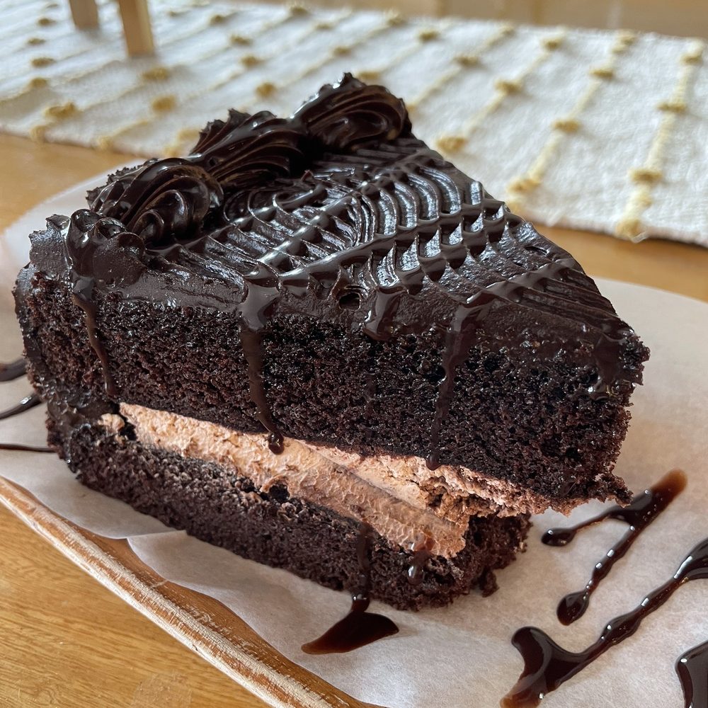 Maz Café - Chocolate Cake (TikTok: @justandyvu) - Cafes Near Me - Santa Ana, California Maz Café - Chocolate Cake (TikTok: @justandyvu) - Cafes Near Me - Santa Ana, California
