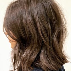 Privi Salon - Modern lob by Karen
