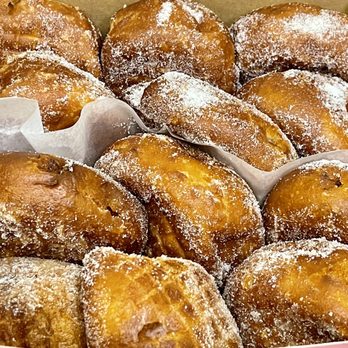 A Leonard's Bakery - 3 custard filled, 3 dobash (chocolate) filled, 3 Haupia (coconut) filled - Desserts Near Me - Waipahu, Hawaii A Leonard's Bakery - 3 custard filled, 3 dobash (chocolate) filled, 3 Haupia (coconut) filled - Desserts Near Me - Waipahu, Hawaii