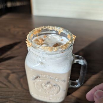 Another Broken Egg Cafe - Cafes Near Me - Lake Mary, Florida