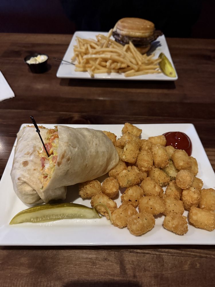 THE BAR @ CENTER POINTE - Updated April 2025 - 16 Photos & 24 Reviews ...