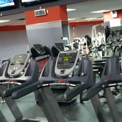 Brooklyn Lifestyle Athletic Club - The same 2 treadmills are always out if service.