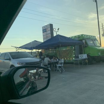 Los Desgranaditos Roasted Corn - Food Trucks Near Me - Houston, Texas Los Desgranaditos Roasted Corn - Food Trucks Near Me - Houston, Texas