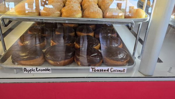 BoSa Donuts by null