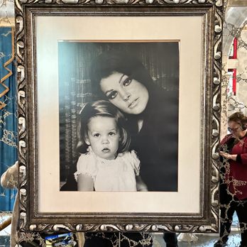 Graceland - Pricilla & Lisa Marie - Museums Near Me - Memphis, Tennessee