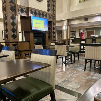 Hampton Inn & Suites Carson City - Hotels Near Me - Carson City, Nevada