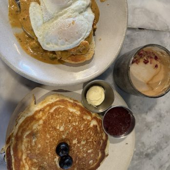 Bearcat CBD - Cajun gravy biscuit with a short stack and rose latte. ALL SOOO GOOOD - Coffee & Tea Near Me - New Orleans, Louisiana Bearcat CBD - Cajun gravy biscuit with a short stack and rose latte. ALL SOOO GOOOD - Coffee & Tea Near Me - New Orleans, Louisiana