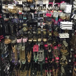 Fallas Stores - Jewelry