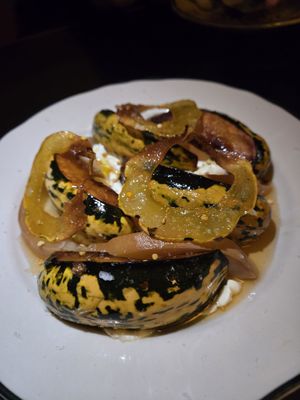 The Old York Tavern by null