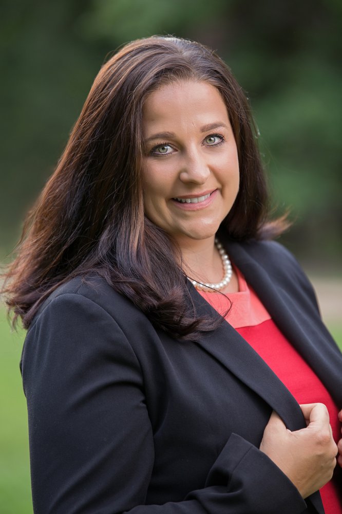 AMY DAVIES LIZ MOORE & ASSOCIATES 5350 Discovery Park Blvd