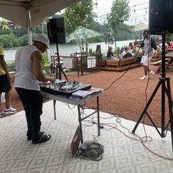 Dj Ron killing it last on a Sunday