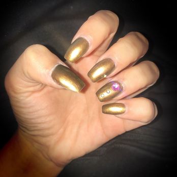 Hollywood Nails - Nail Salons Near Me - Fort Lauderdale, Florida