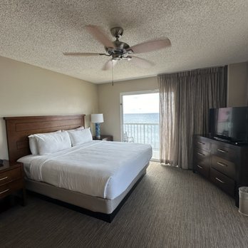 Hilton Vacation Club - Bedroom 5/2025 - Hotels Near Me - Kaanapali, Hawaii Hilton Vacation Club - Bedroom 5/2025 - Hotels Near Me - Kaanapali, Hawaii