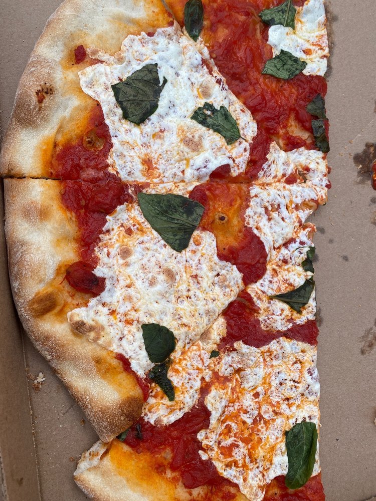 ASTRO’S PIZZA CLOSED Updated September 2024 22 Photos & 86