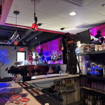 Rock N Roll Sushi - Bar area - Sushi Bars Near Me - Nashville, Tennessee Rock N Roll Sushi - Bar area - Sushi Bars Near Me - Nashville, Tennessee