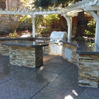 icon construction - an outdoor kitchen in the backyard - General Contractors Near Me icon construction - an outdoor kitchen in the backyard - General Contractors Near Me