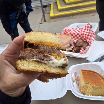 The Cookshak - Brisket burger - Barbeque Near Me - Big Bear Lake, California The Cookshak - Brisket burger - Barbeque Near Me - Big Bear Lake, California