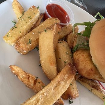 Gaspar's Restaurant - Chicken sandwich with truffle fries - Spanish Near Me - Temecula, California