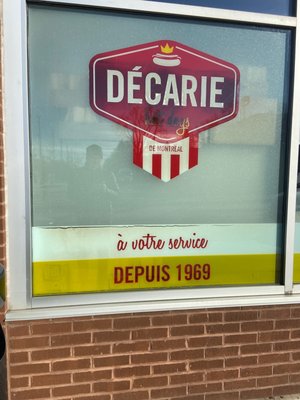 Décarie Hot Dogs by null