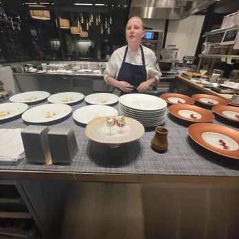 Truss Restaurant & Bar - Truss's head pastry chef - New American Near Me - Calistoga, California
